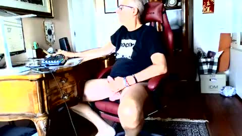 markmarkmark00 online show from 18, 6, 2026