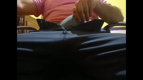 Snapshot of markoanto35 chatting on 6, 6, 2026 markoanto35 online show from 6, 6, 2026