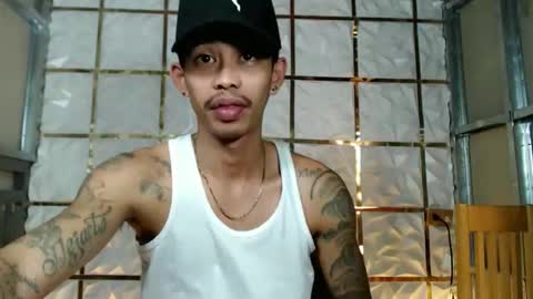 marlmoreno10 online show from 17, 2, 2026