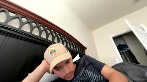 marlonnolascotabora15 online show from 18, 4, 2026