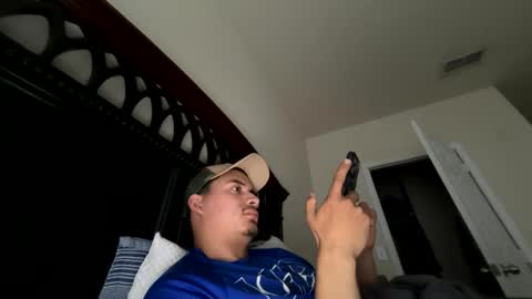 marlonnolascotabora15 online show from 19, 4, 2026