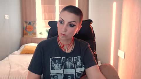 maromiassecret online show from 27, 7, 2026