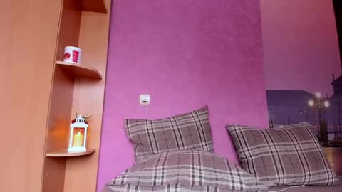 -- Mari -- online show from 12, 3, 2026