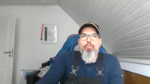 marriedcock1980 online show from 15, 3, 2026