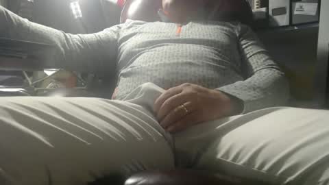 only fans marrieddad19751975 online show from 19, 1, 2026