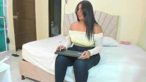 Snapshot of marsmith_1 chatting on 14, 5, 2026 marsmith_1 online show from 14, 5, 2026