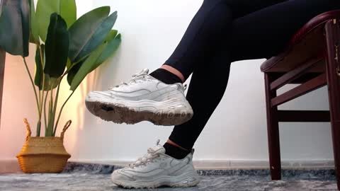 marthina thompson online show from 2, 1, 2025