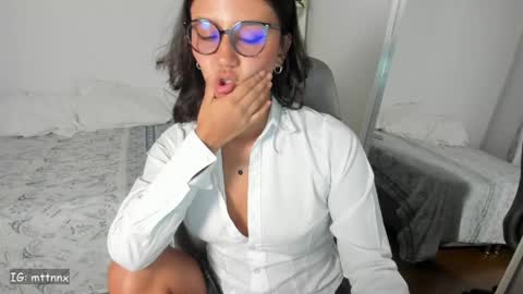 Snapshot of martiiinaa_ chatting on 6, 6, 2026 Martina online show from 6, 6, 2026