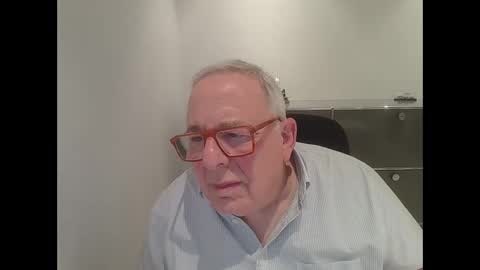 Snapshot of martin_1947 chatting on 2, 1, 2025 martin_1947 online show from 2, 1, 2025