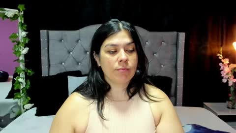 Snapshot of martina_foxy_ chatting on 9, 3, 2025 MARTINA online show from 9, 3, 2025