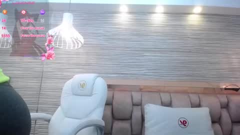 martina touss  online show from 8, 3, 2025