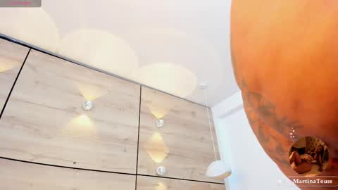 martina touss  online show from 18, 9, 2025