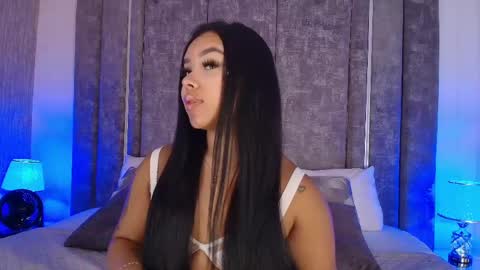 Snapshot of martinagarcia__ chatting on 29, 4, 2026 Martina Garcia online show from 29, 4, 2026