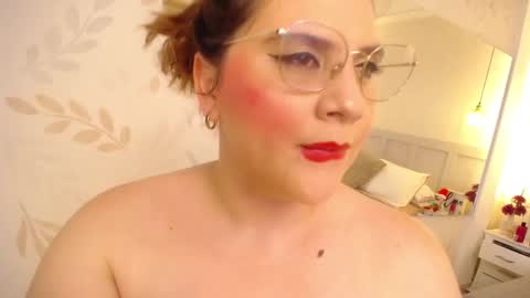 Martina  online show from 4, 12, 2025