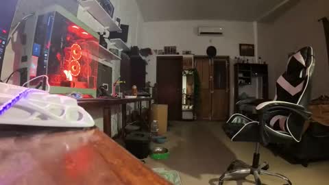 martingillesg online show from 8, 2, 2026