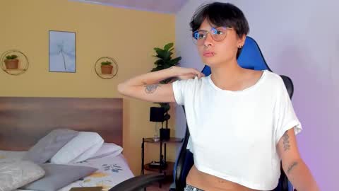 Snapshot of martinnagreco chatting on 16, 11, 2025 Martina and Anastasia online show from 16, 11, 2025