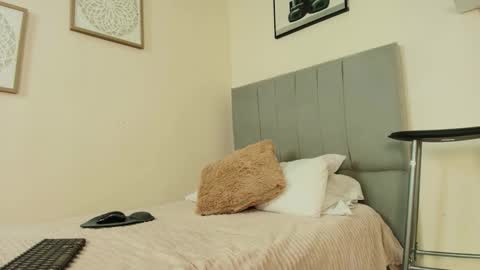 mary_cute9 online show from 9, 2, 2026