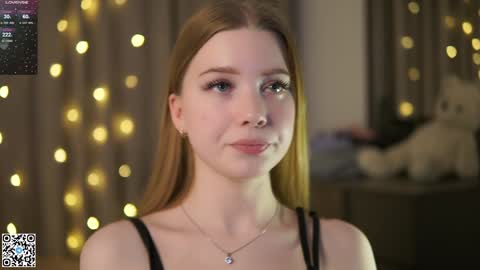 Snapshot of mary_hope_u chatting on 17, 12, 2024 Mary online show from 17, 12, 2024