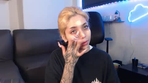                      100   online show from 26, 2, 2025