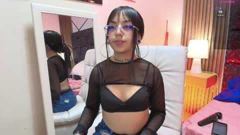 mary_luckaysha online show from 10, 4, 2026