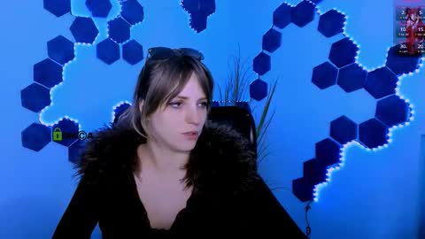 Snapshot of mary_moon__ chatting on 6, 3, 2026 mary_moon__ online show from 6, 3, 2026