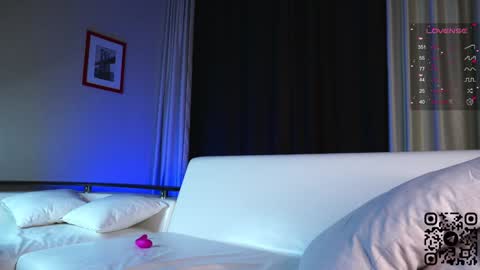 Snapshot of mary_shake chatting on 9, 12, 2024 Mary online show from 9, 12, 2024