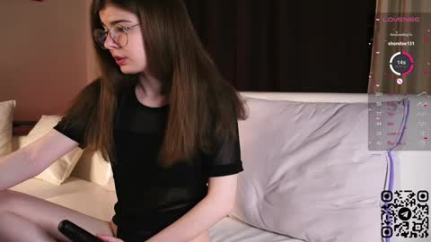 Snapshot of mary_shake chatting on 14, 12, 2024 Mary online show from 14, 12, 2024