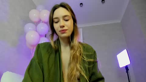 HelIo  Everyone Im MaryWelcome  to my room and  lets have  a good  time  together with me   online show from 22, 4, 2026
