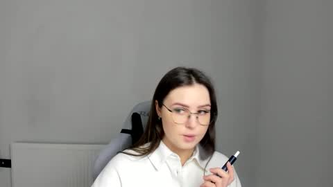Alice online show from 30, 4, 2026