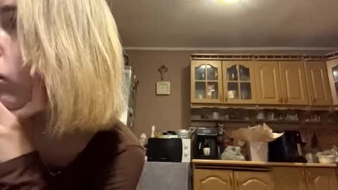 Tessa  online show from 4, 3, 2026