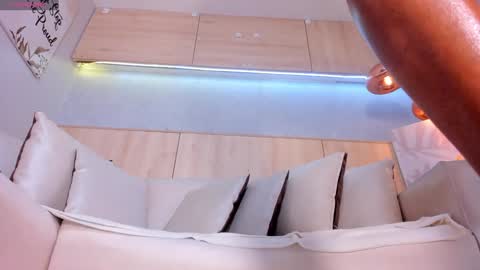   online show from 6, 2, 2025