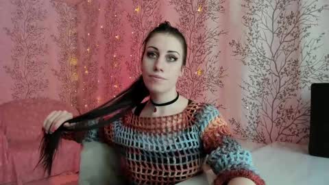 Snapshot of marylou_ chatting on 1, 3, 2025 Mary Lou online show from 1, 3, 2025