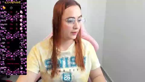 Dulce Maria online show from 26, 2, 2025