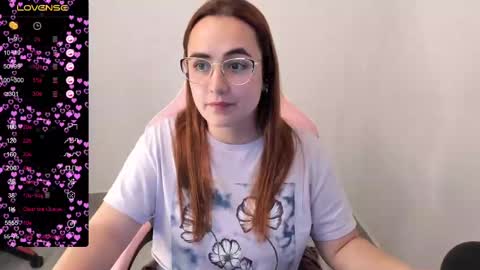 Dulce Maria online show from 6, 3, 2025