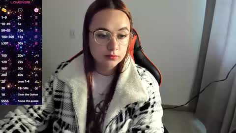 Dulce Maria online show from 14, 10, 2025