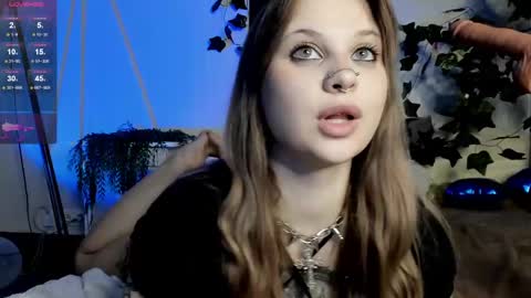 Mary x online show from 4, 3, 2025