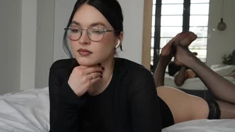 Marina online show from 19, 4, 2026