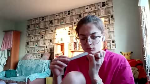 Kelly online show from 21, 4, 2026