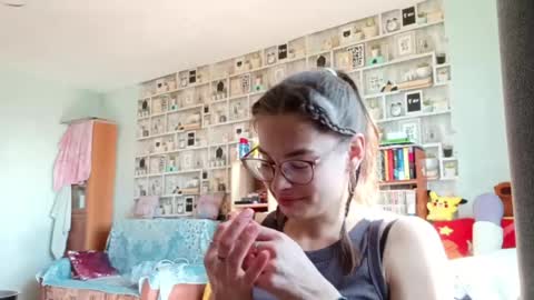 Kelly online show from 29, 4, 2026