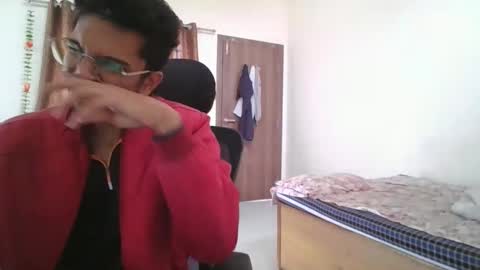 Snapshot of maskboyz2003 chatting on 25, 12, 2024 maskboyz2003 online show from 25, 12, 2024