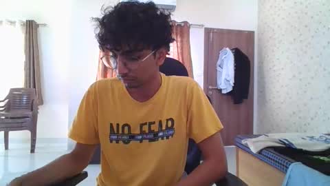 Snapshot of maskboyz2004 chatting on 19, 10, 2025 Mask Boy online show from 19, 10, 2025