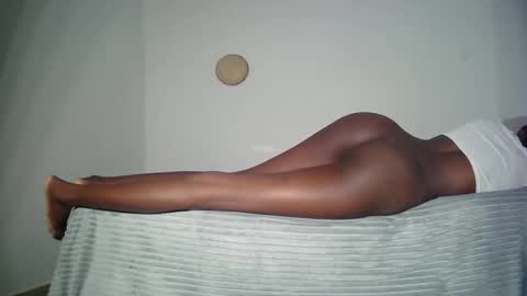 Snapshot of masked_shy_girl chatting on 3, 5, 2026 masked_shy_girl online show from 3, 5, 2026
