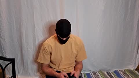 maskedyogaman online show from 3, 2, 2026