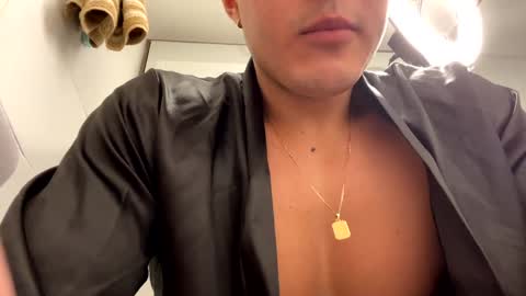 Mason Bennet online show from 28, 1, 2025