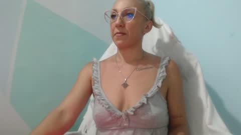 massiel ferreti online show from 18, 4, 2026