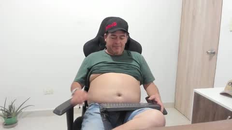 Snapshot of massimo_danger chatting on 2, 11, 2025 massimo_danger online show from 2, 11, 2025