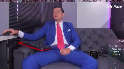 Snapshot of massimo_g chatting on 20, 11, 2025 I am Massimo online show from 20, 11, 2025