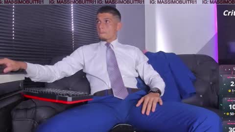 I am Massimo online show from 10, 2, 2026