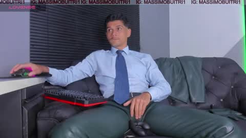 I am Massimo online show from 23, 4, 2026