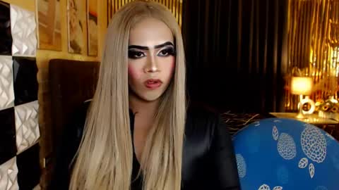 massivecocktaira online show from 19, 4, 2026